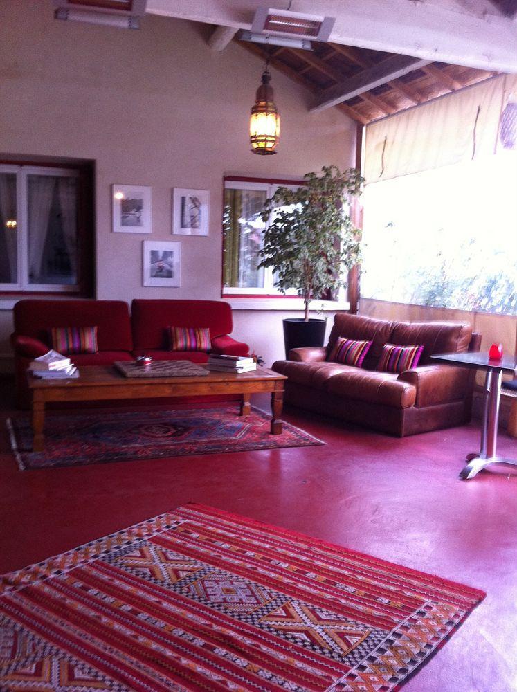 Hotel Cote Patio Nîmes Dış mekan fotoğraf
