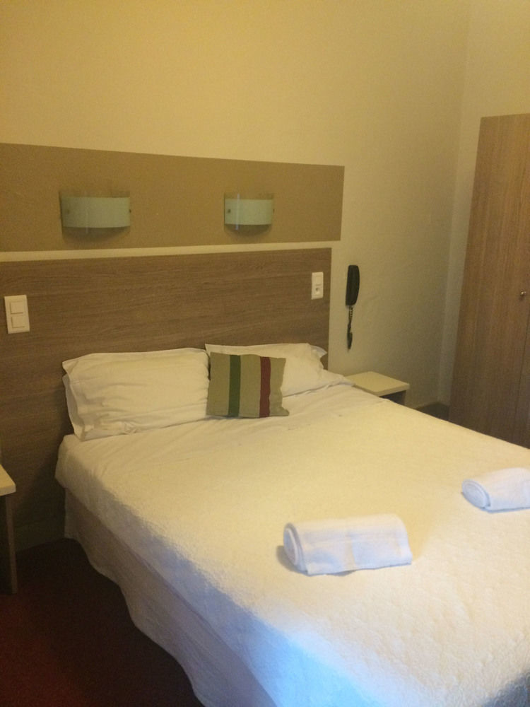 Hotel Cote Patio Nîmes Dış mekan fotoğraf