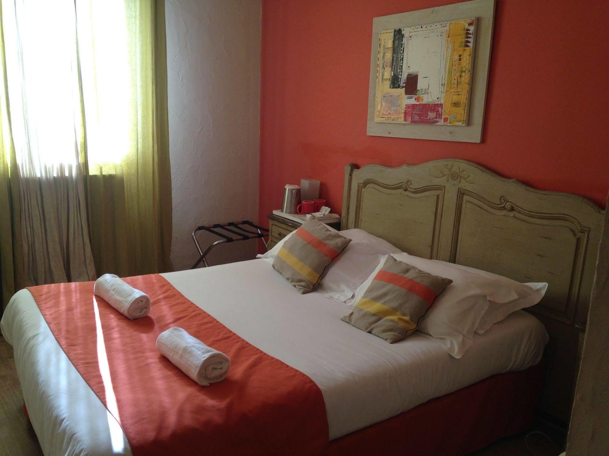 Hotel Cote Patio Nîmes Dış mekan fotoğraf