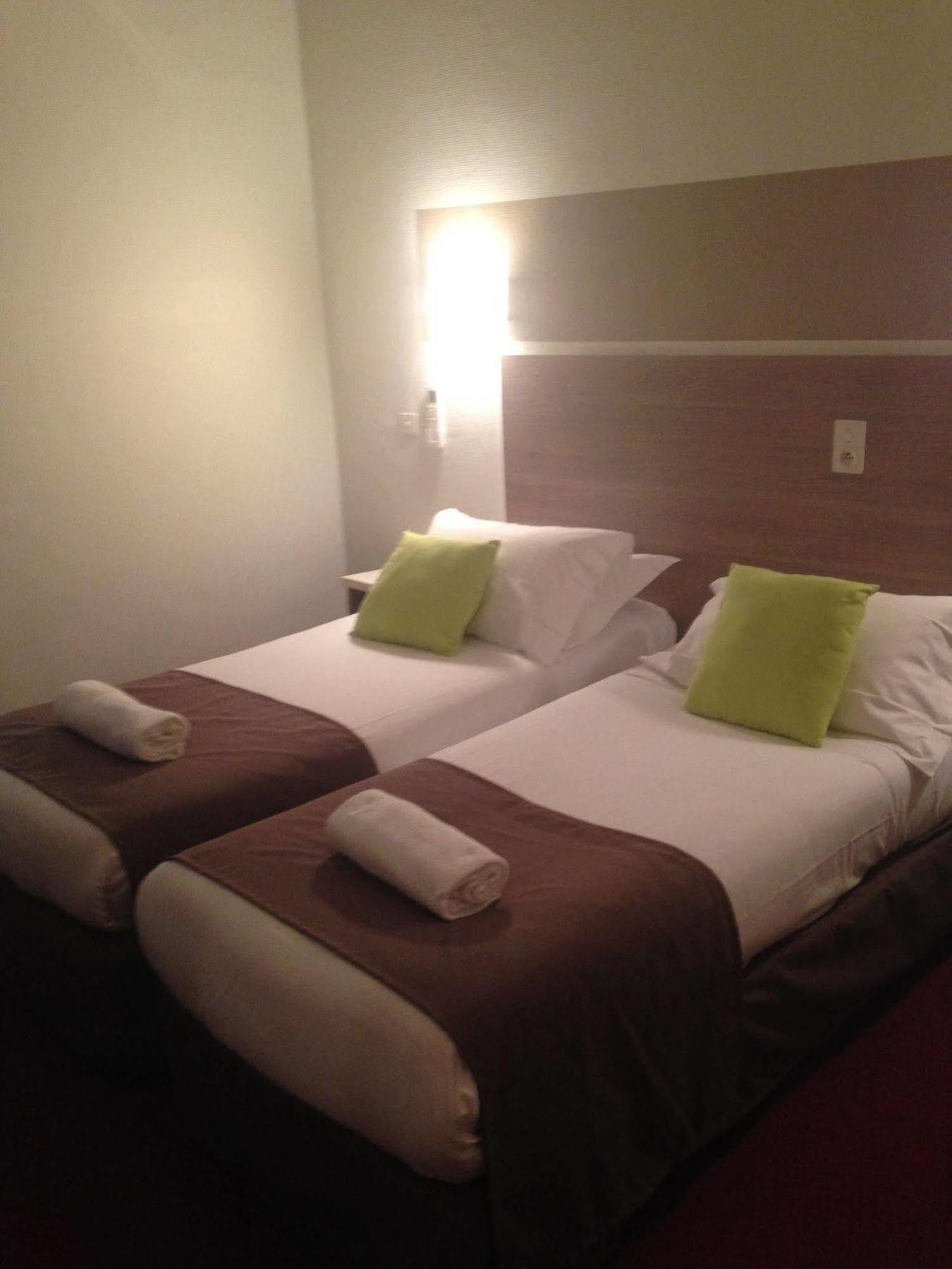 Hotel Cote Patio Nîmes Dış mekan fotoğraf