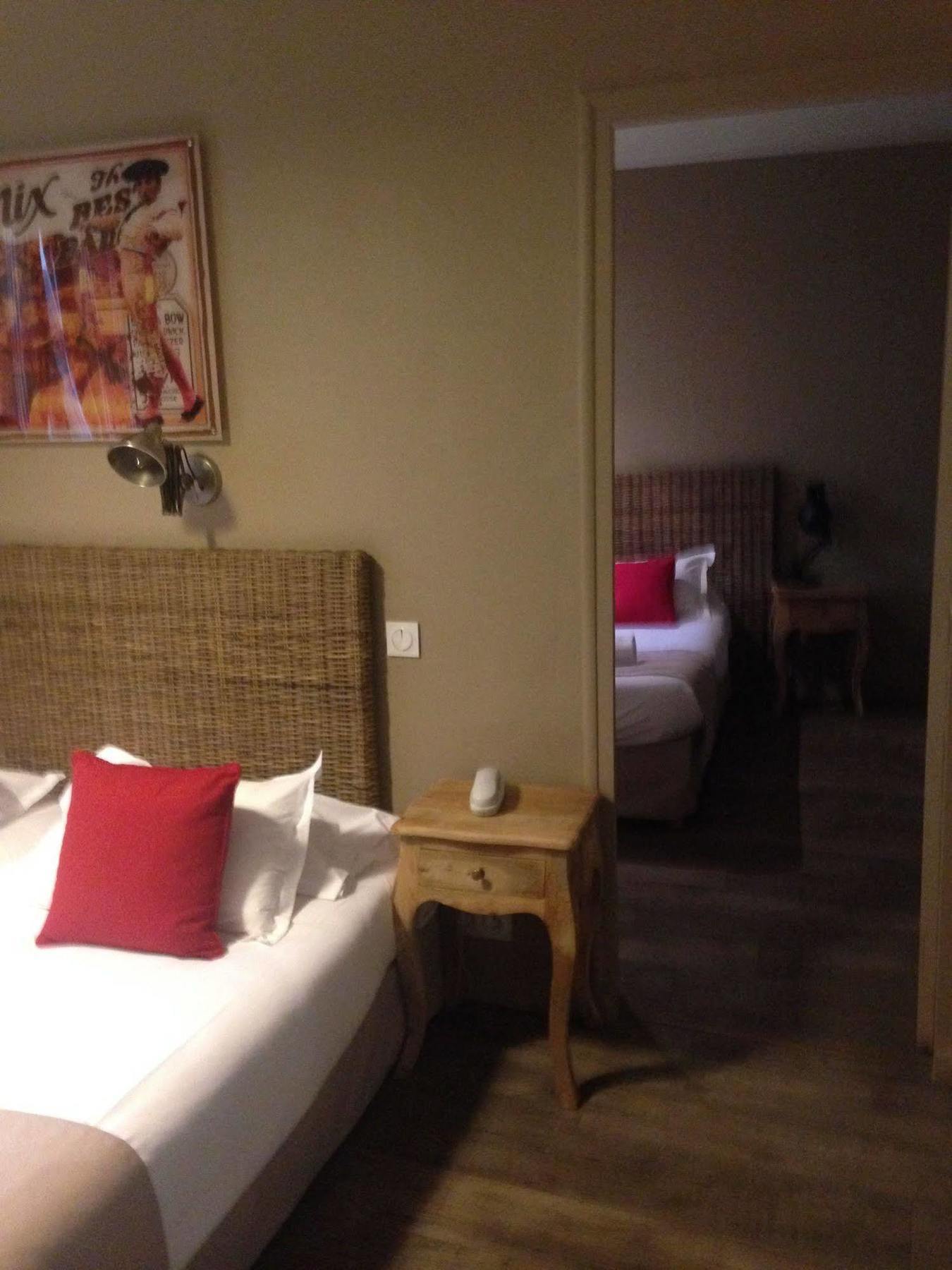 Hotel Cote Patio Nîmes Dış mekan fotoğraf