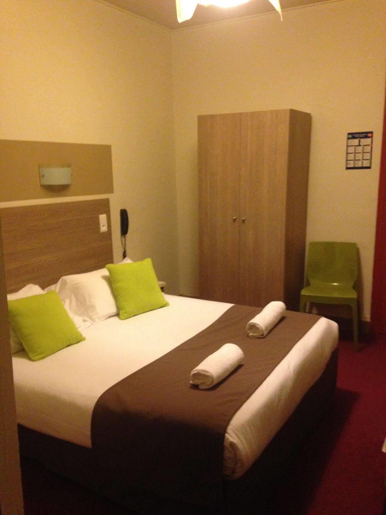 Hotel Cote Patio Nîmes Dış mekan fotoğraf