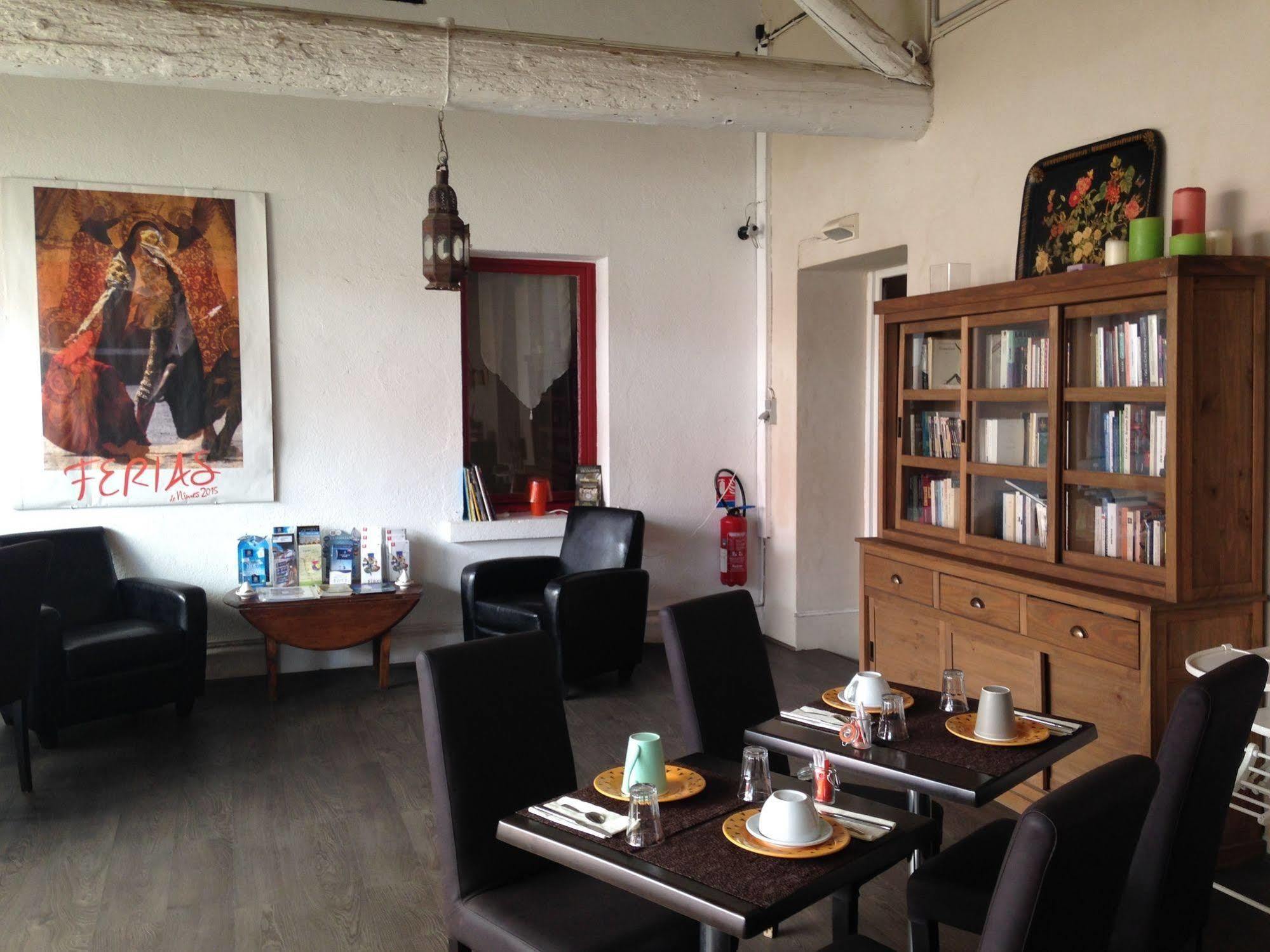 Hotel Cote Patio Nîmes Dış mekan fotoğraf
